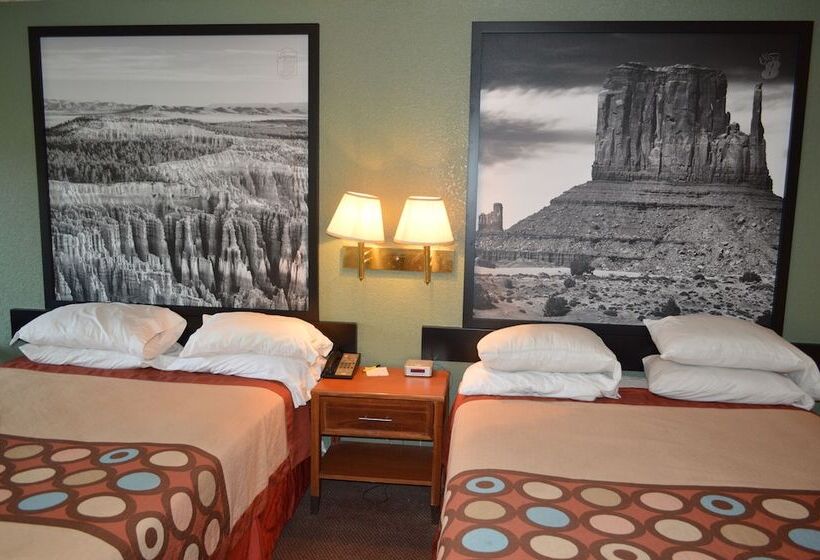 Люкс, Super 8 By Wyndham St. George Ut