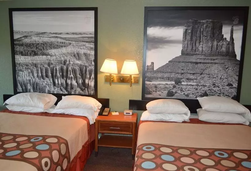 سوییت, Super 8 By Wyndham St. George Ut