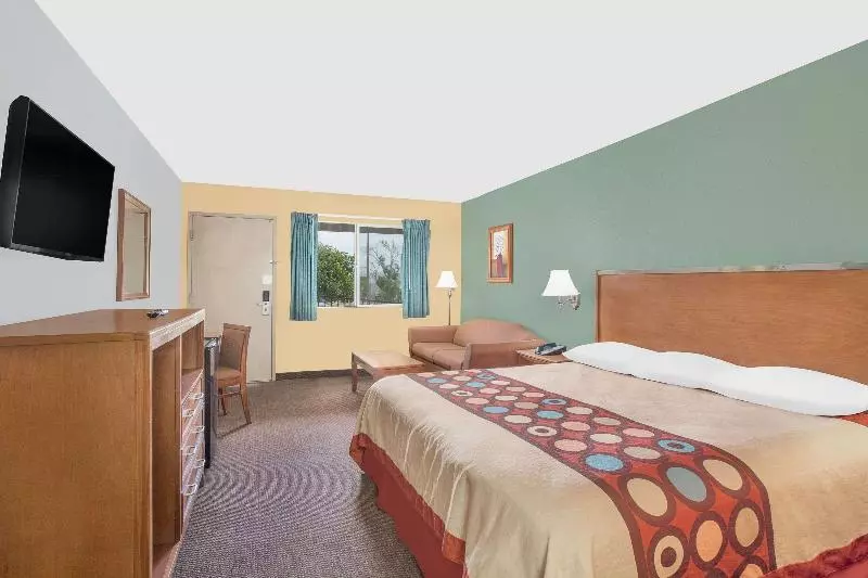 اتاق استاندارد با تخت بزرگ, Super 8 By Wyndham St. George Ut