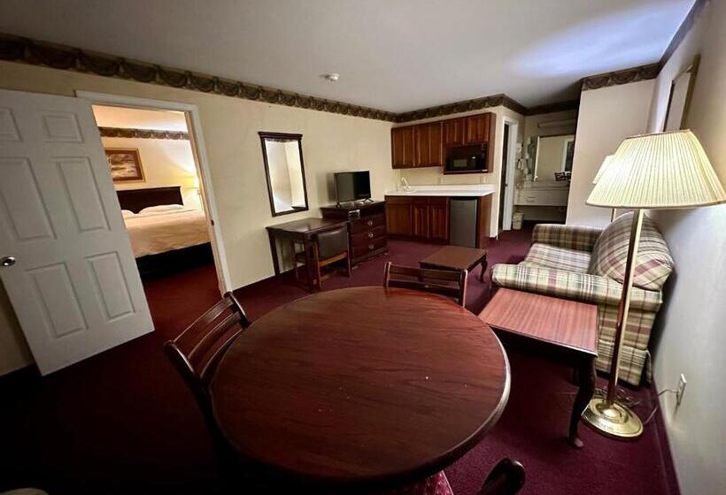 キングサイズベッドのデラックススイート, The Stratton Inn