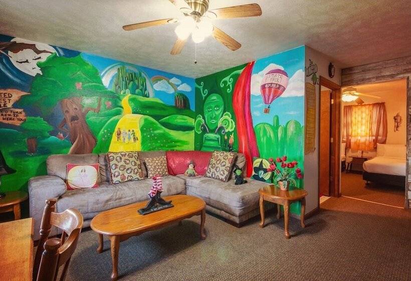 סוויטה, Simmer Motel