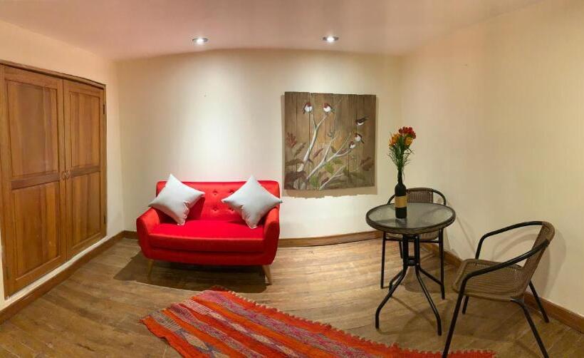 スーペリアールーム, Gaia House Hostel