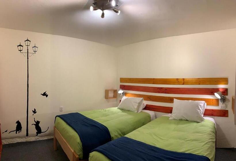 エコノミールーム, Gaia House Hostel