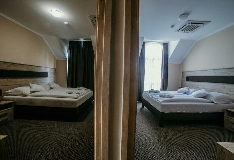 غرفة عائلية, Cédrus Club