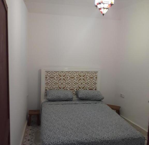 Номер Стандарт, The Riad Hostel Tangier