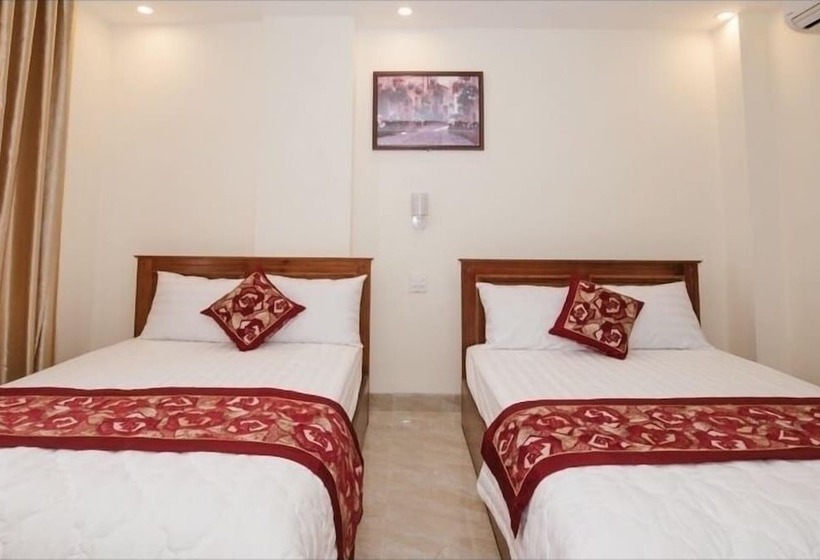 اتاق سوپریور, Linh Lan