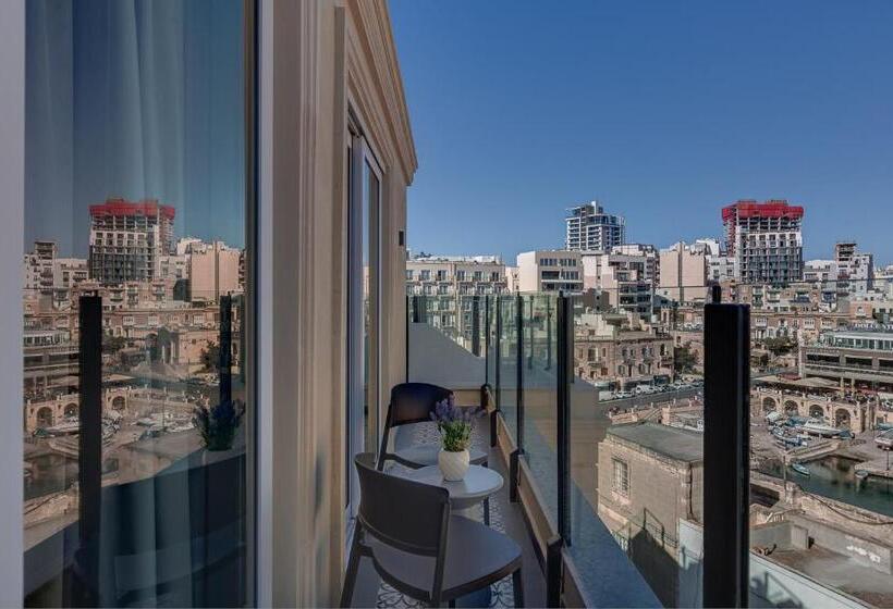 اتاق لوکس با چشم‌انداز دریا, 123 Mainstreet Boutique