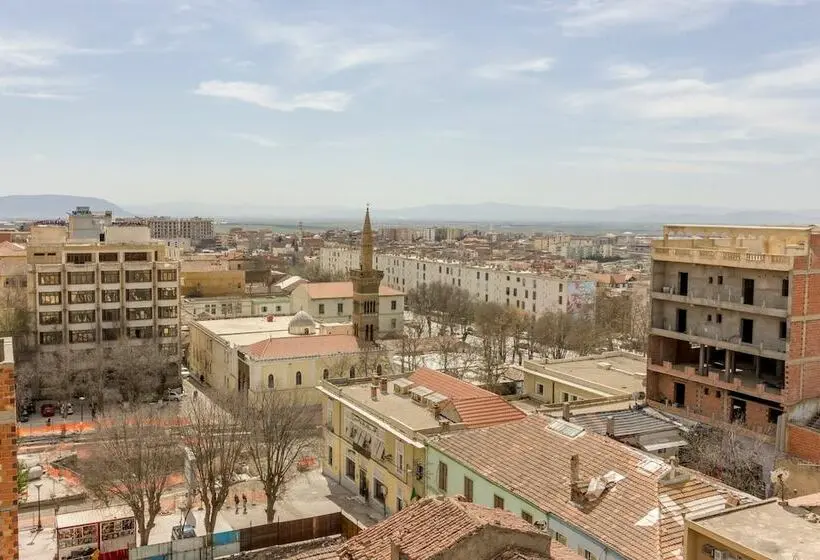 سوییت جونیور, Azdif