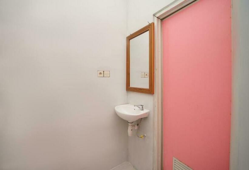 חדר סטנדרט, Oyo 2937 Nindy Homestay 2