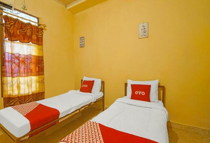 חדר סטנדרט, Handira Homestay Syariah Padang Redpartner