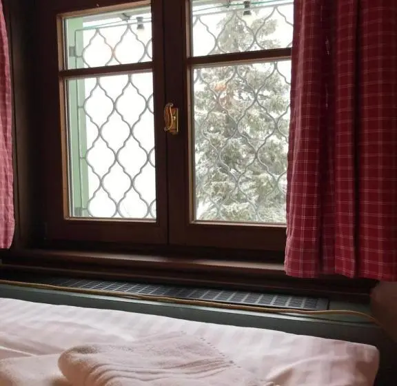 スタンダードルーム, Auersberg Haus
