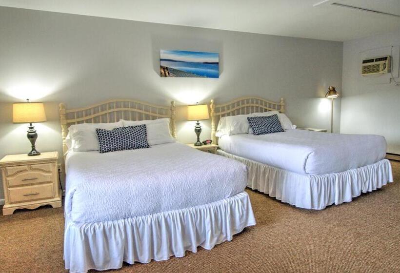 Номер Стандарт, East Shore Lodging