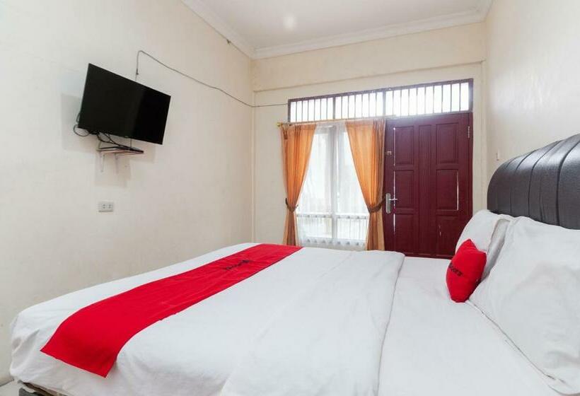 スタンダードルーム, Reddoorz At Samuel Homestay Pematangsiantar