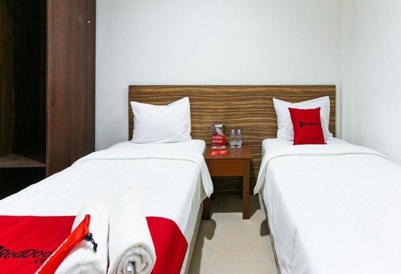 标准间, Reddoorz @ Urip Sumoharjo Solo