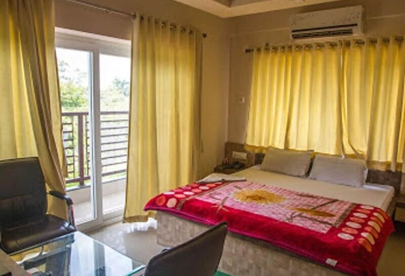 高级大房间, Green Gate Digha