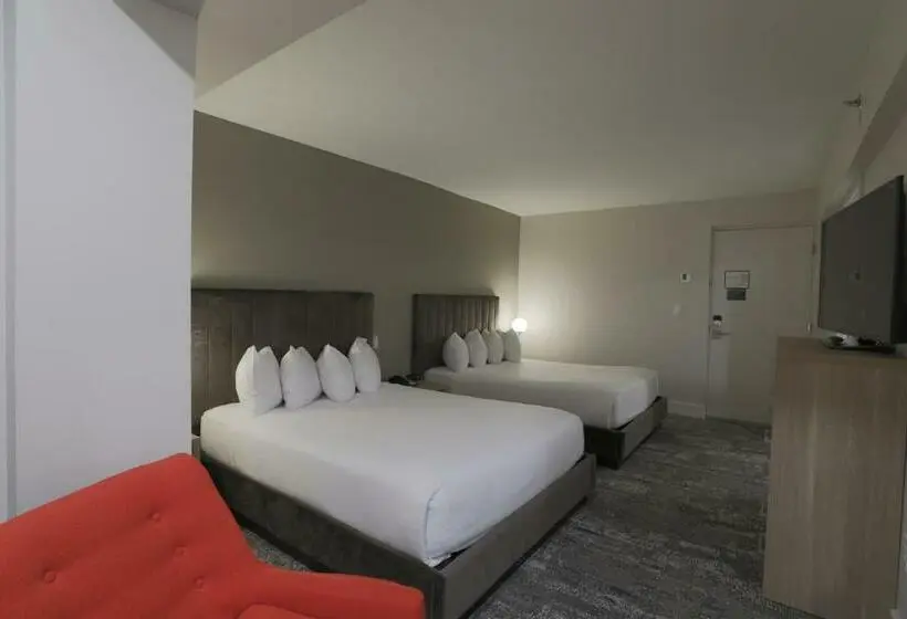 スタンダード４人部屋, Lake Placid Inn Boutique