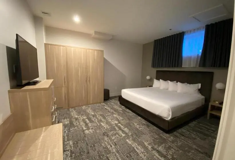 身障者適用キングサイズベッドルーム, Lake Placid Inn Boutique