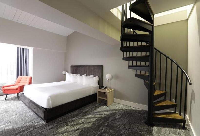 غرفة سوبيريور ثلاثية, Lake Placid Inn Boutique