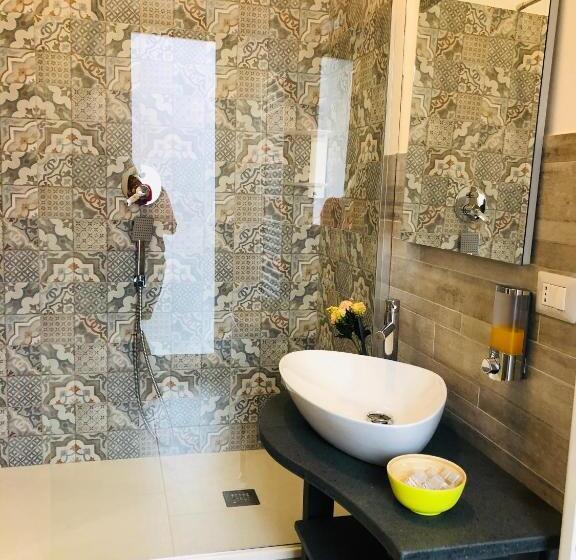 غرفة ديلوكس, Fantastic Dream