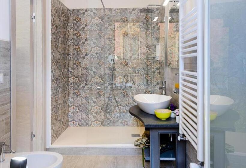 غرفة ديلوكس, Fantastic Dream