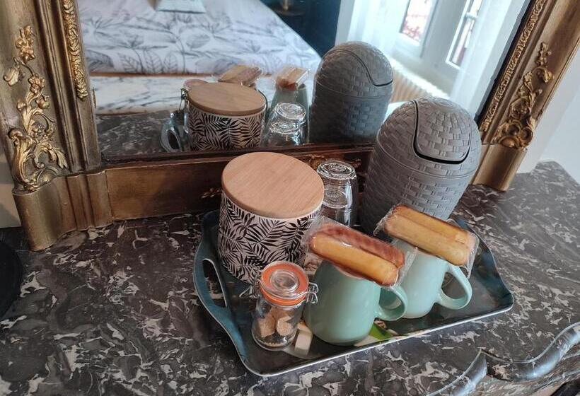 غرفة قياسية رباعية, L'echappée Belle