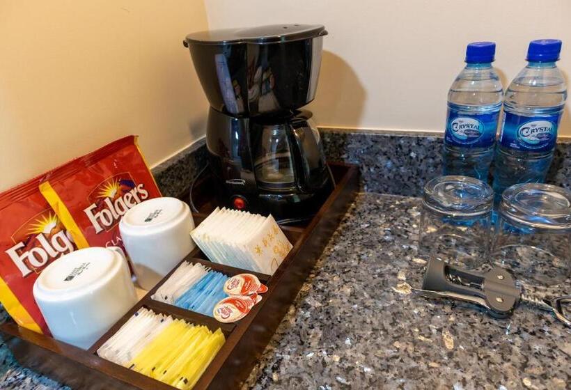 غرفة قياسية مطلّة علي البحر, Golden Bay Belize