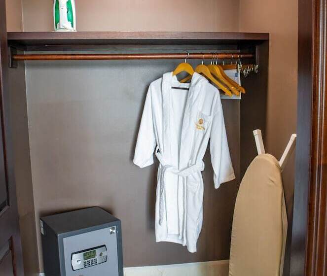 جناح سوبيريور مطل علي البحر, Golden Bay Belize