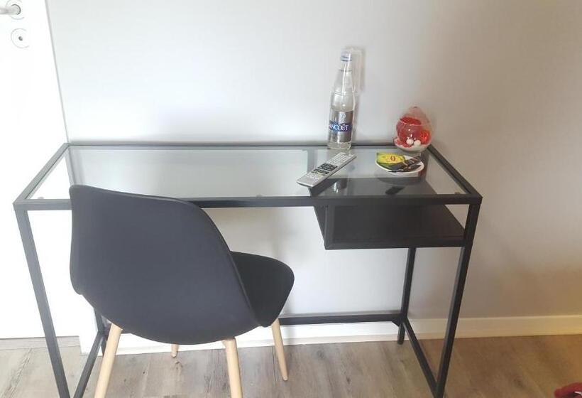 家庭间, Hôtel Restaurant Le Clos De L 'ancien Pressoir