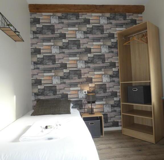 标准单人间, Hôtel Restaurant Le Clos De L 'ancien Pressoir