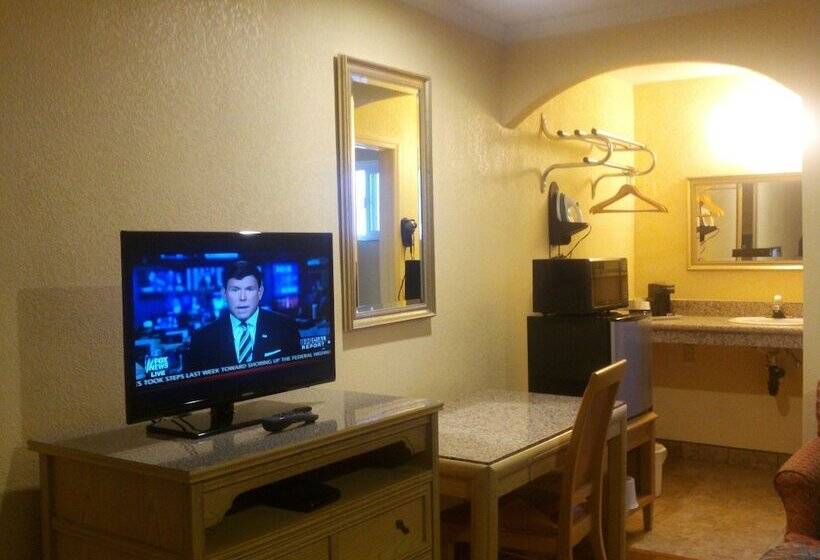 스탠다드 룸 더블 침대 2개, Sun Star Inn