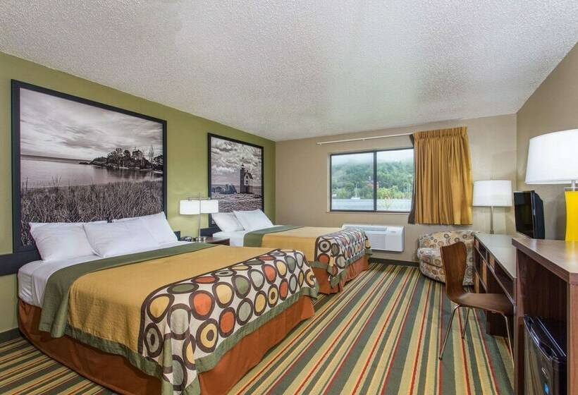 Номер Стандарт 2 Двуспальные Кровати, Super 8 By Wyndham Houghton