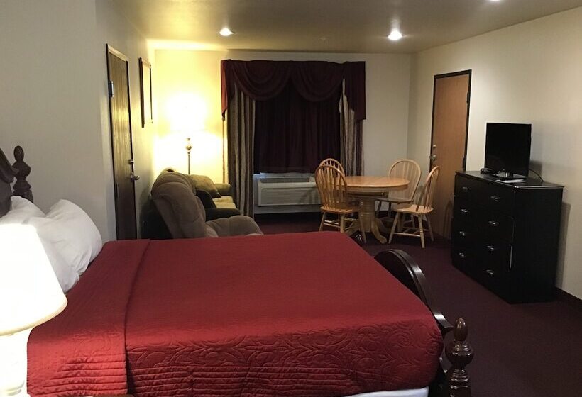 Студия Deluxe, Super 8 By Wyndham Rexburg