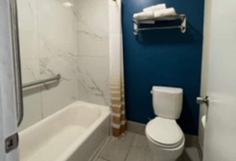 标准间带双人床, Surestay Plus Hotel By Best Western Hesperia