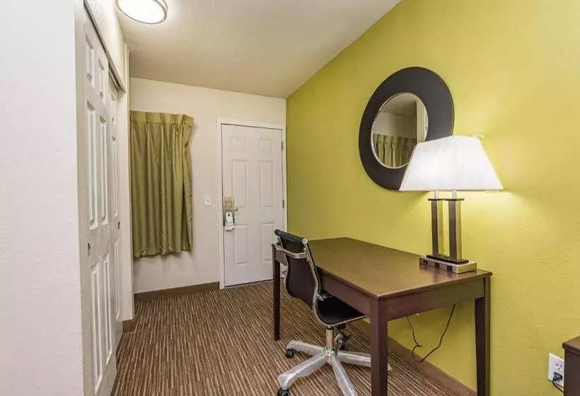 سوییت لوکس, Sundowner Motel Sequim