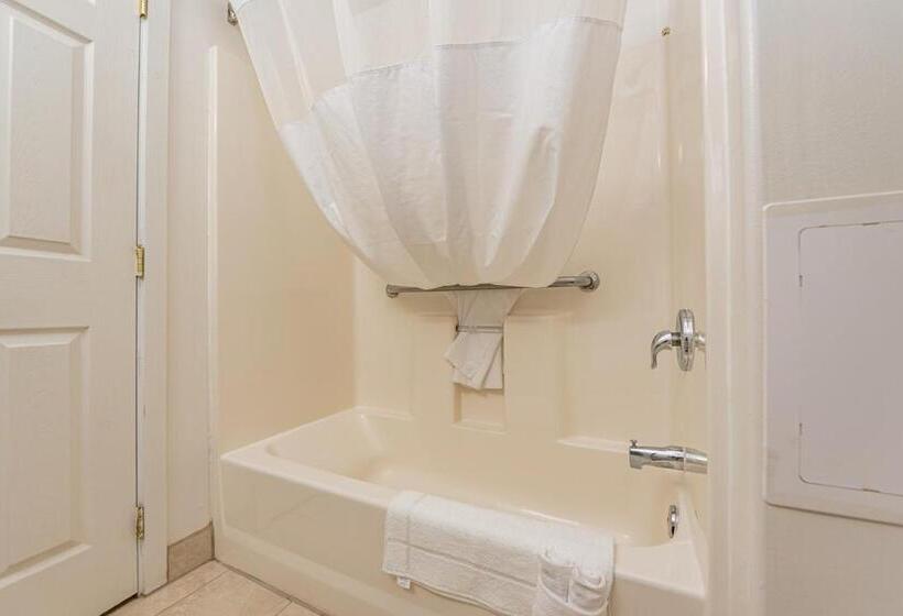 Delüks Süit, Sundowner Motel Sequim