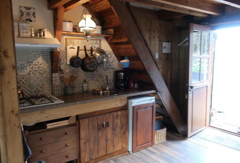 غرفة قياسية رباعية مطلة على الحديقة, Chambres D Hôtes Le Chêne