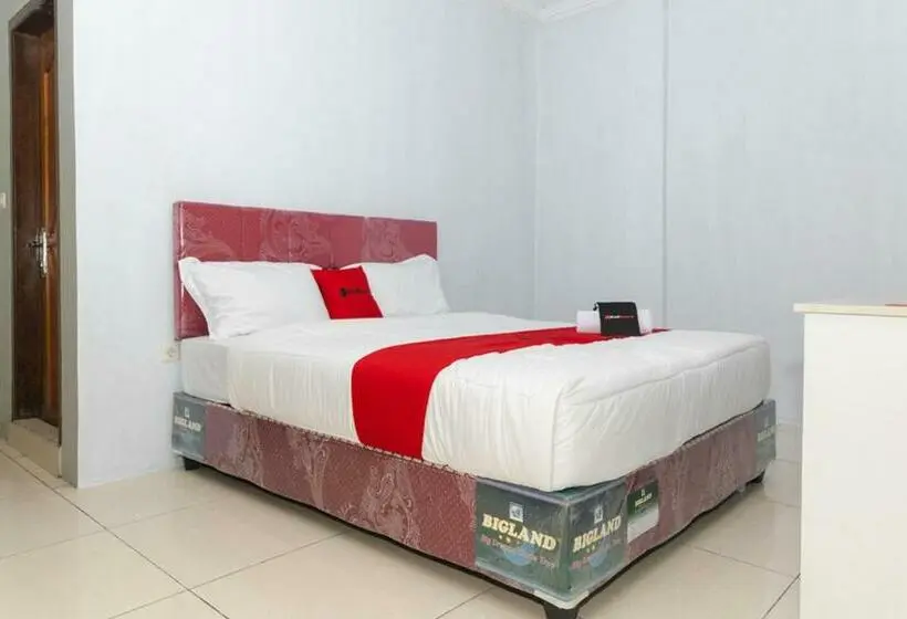 スタンダードルーム, Reddoorz Plus Near Transmart Kairagi Dua Manado