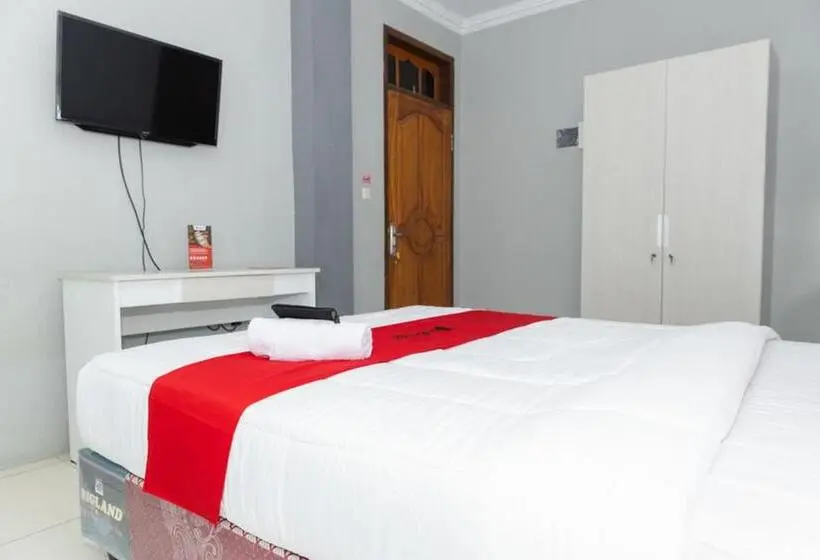 エコノミールーム, Reddoorz Plus Near Transmart Kairagi Dua Manado