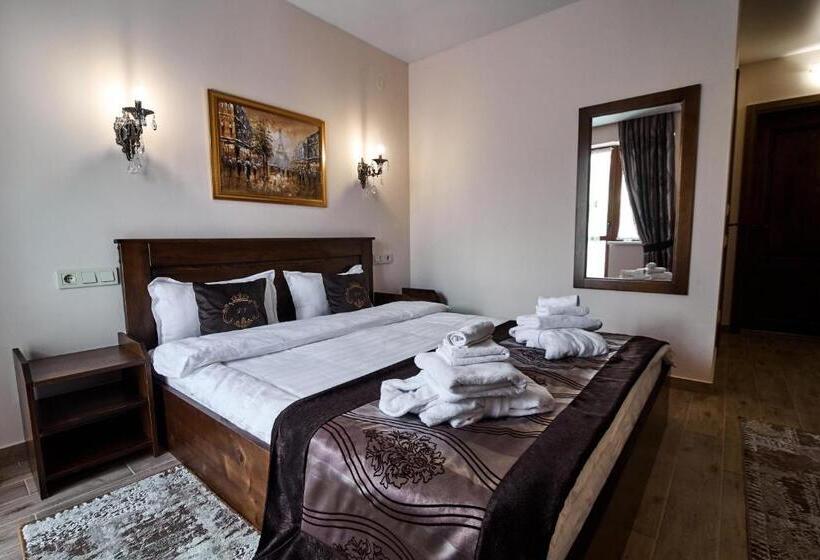 اتاق خانوادگی, Villa Livorno