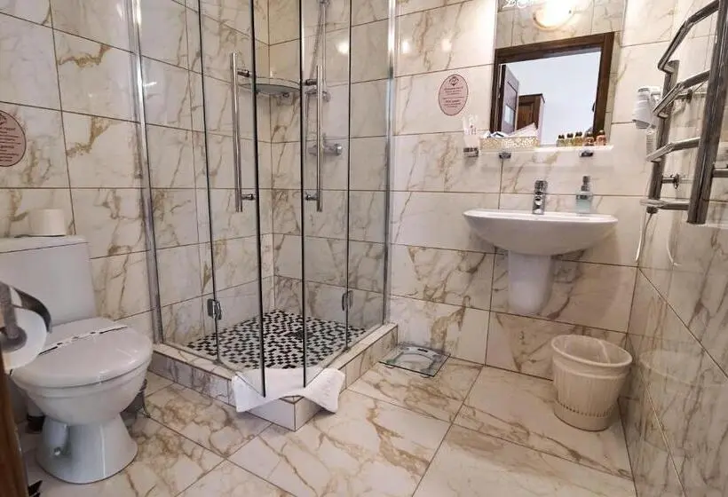 Superior suite mountain view, Villa Livorno