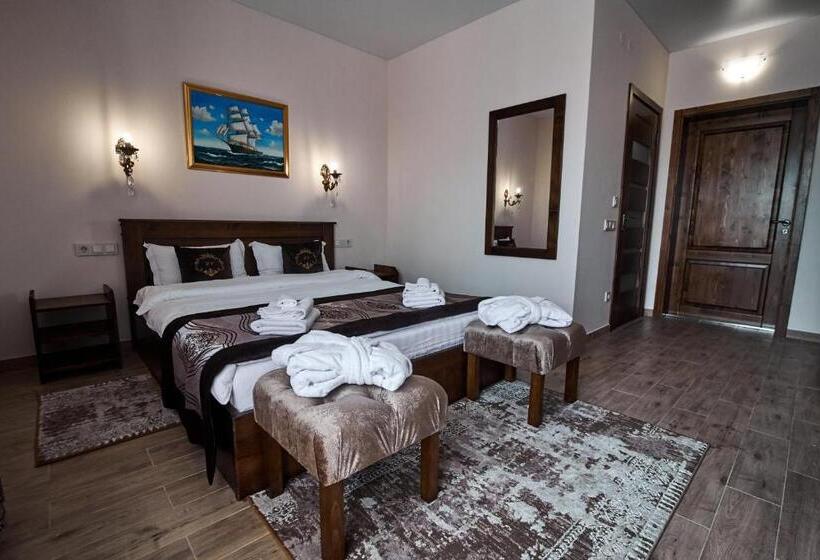 اتاق سوپریور با چشم‌انداز, Villa Livorno