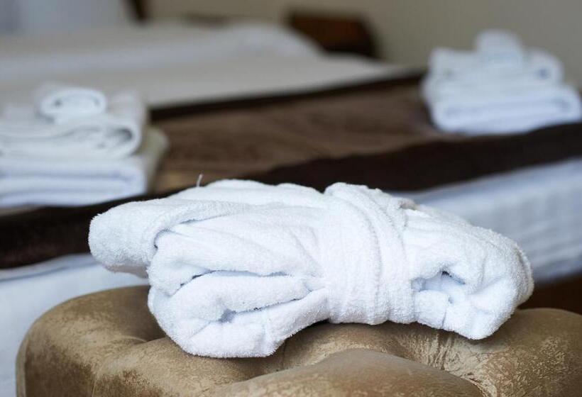 ویلای 1 خوابه, Villa Livorno