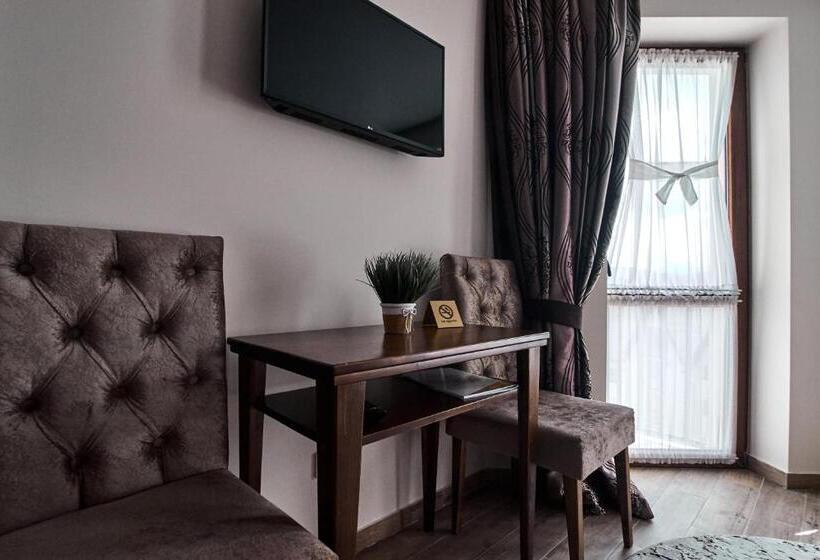 ویلای 1 خوابه, Villa Livorno