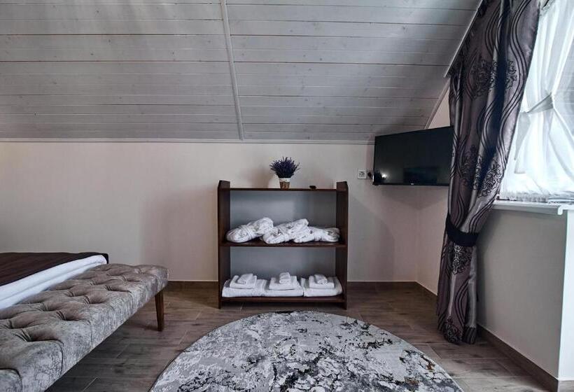 ویلای 1 خوابه, Villa Livorno