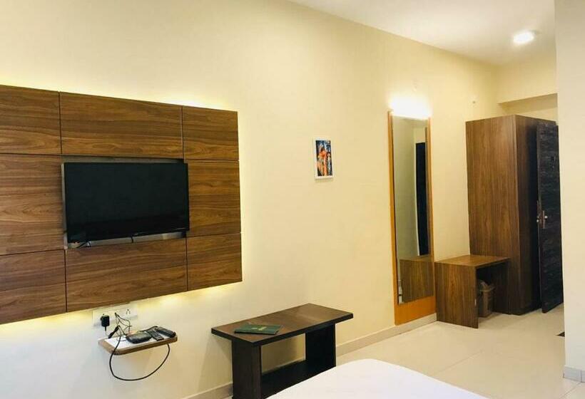 غرفة قياسية, Golden I