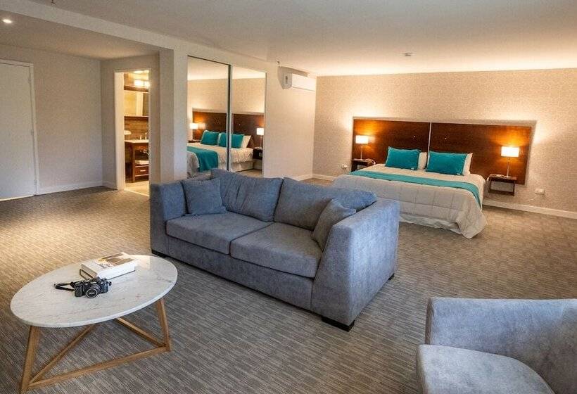 프레지덴셜 스위트, Howard Johnson Plaza & Convention Center Spa La Plata