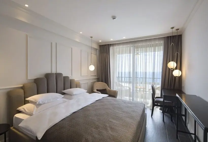 اتاق استاندارد با بالکن و چشم‌انداز دریا, Vivid Blue Serenity Resort