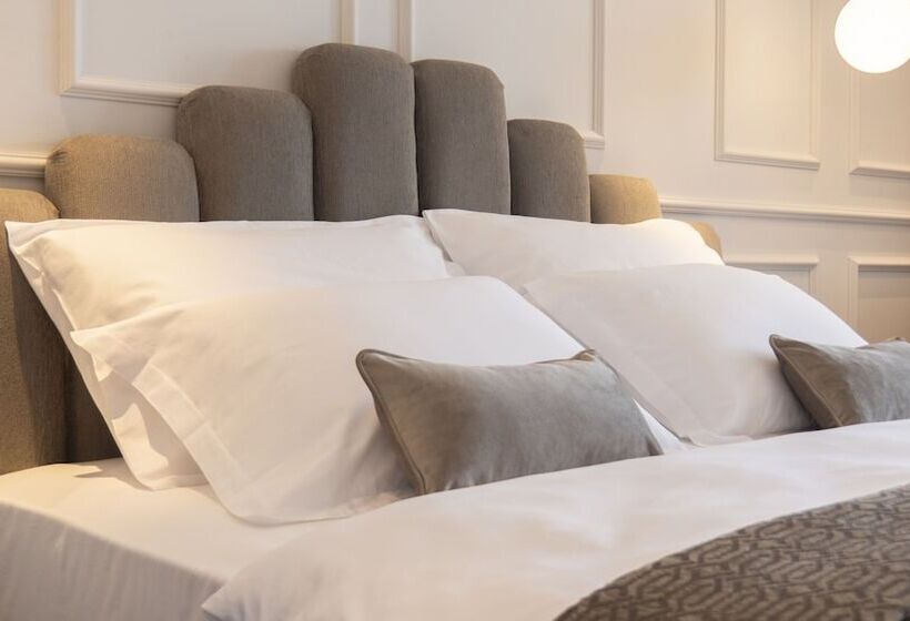 חדר סטנדרט נוף לים עם מרפסת, Vivid Blue Serenity Resort