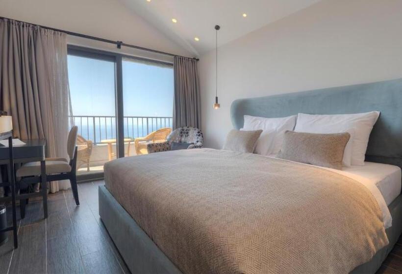 اتاق‌ استاندارد تودرتو با چشم‌انداز دریا, Vivid Blue Serenity Resort