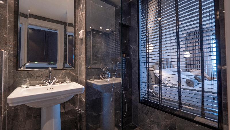 اتاق استاندارد با چشم‌انداز استخر, Vivid Blue Serenity Resort